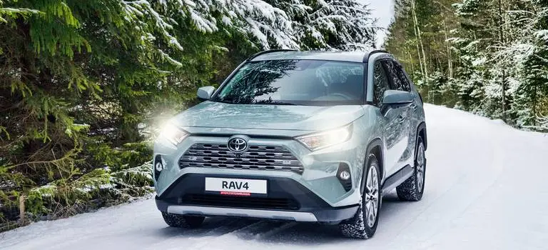Старт чемпиона: новый Toyota&nbsp;RAV4 установил исторический рекорд продаж